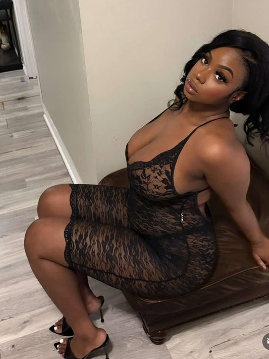 SHE’S SEDUCTIVE JUMPSUIT